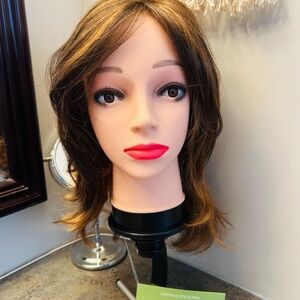 Estetica synthetic wig Orchid colour ROM 6/28